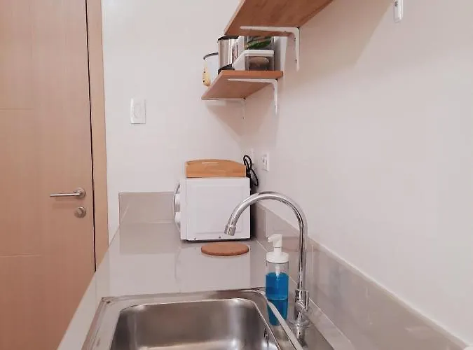 Fully Furnished 1Br @Trees Residences Manila